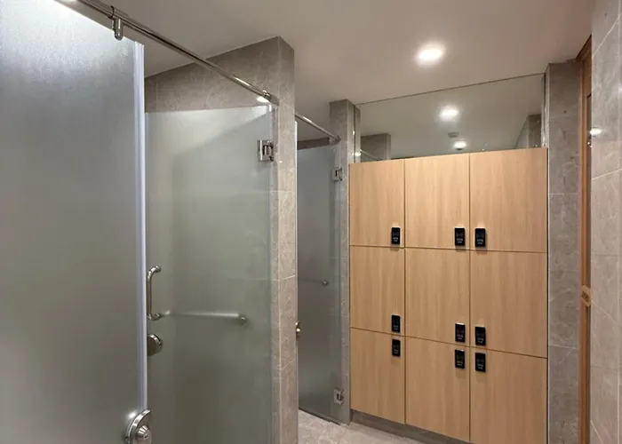 Regal 40 Srinakarin